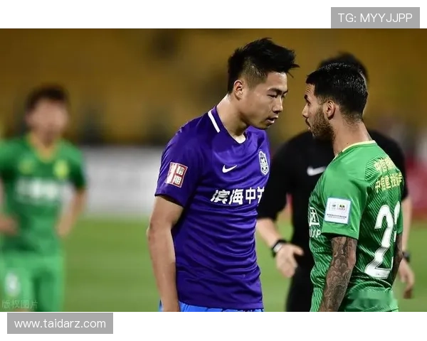 津门虎后卫杨帆眉骨受伤紧急就医缝合4针伤情需进一步观察 津门虎后卫杨帆眉骨受伤紧急就医缝合4针伤情需进一步观察